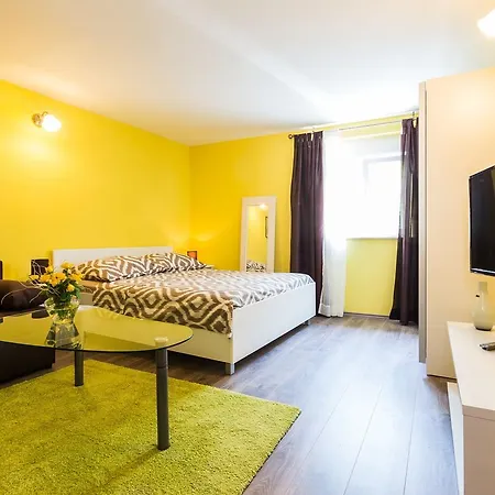 Apartment Kruljac 2br Holiday House